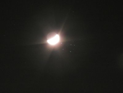 Покрытие Луной рассеянного звездного скопления Плеяды (M 45) 5 марта 2006 г.
