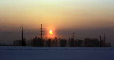 Частное солнечное затмение 4 января 2011 г.
близ г. Кемерова
