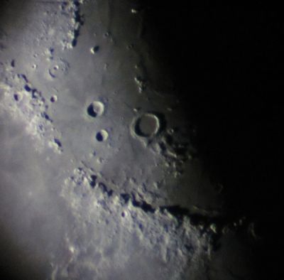 Кратер Архимед и горы Аппенины
12 апреля 2011 г.
