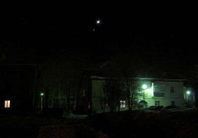 Луна и Венера
9 декабря 2008 г.
