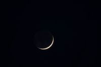20090128_185159-moon-500mm-800px.jpg
