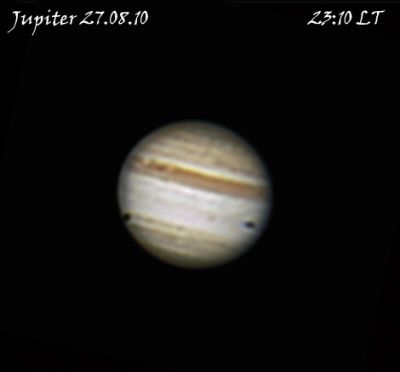 Юпитер
Слева тень Ганимеда, справа тень Ио. Ио - слабое пятно ближе к центру Юпитера. 
27 августа 2010 г. 23:10 (UT+7)
