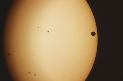 Прохождение Венеры по диску Солнца
Ключевые слова: Солнце Венера Прохождение